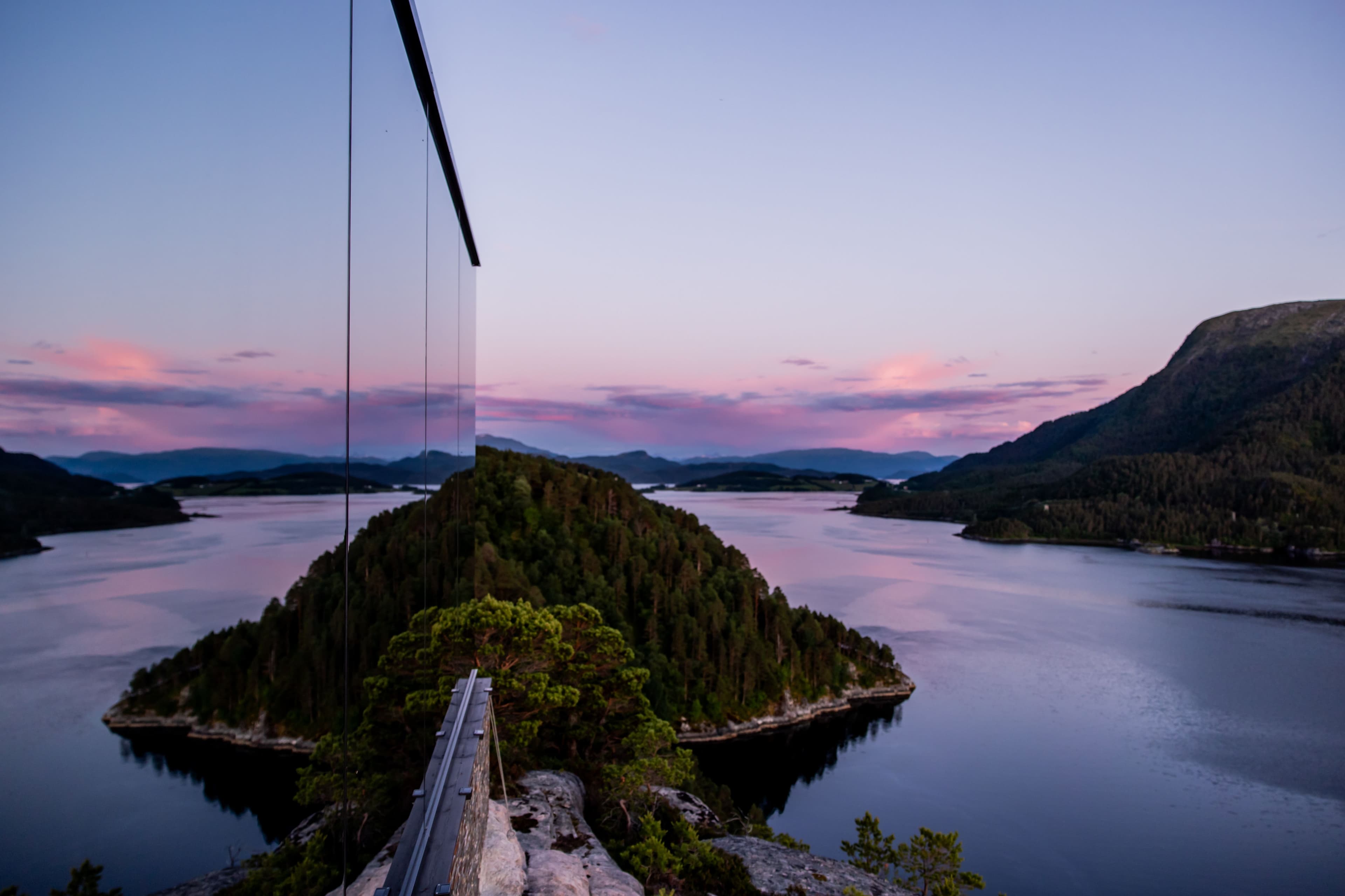Glasshytte i Norge | Book en glassiglo eller speilglasshytte